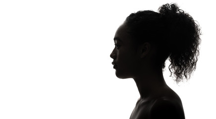 女性　シルエット