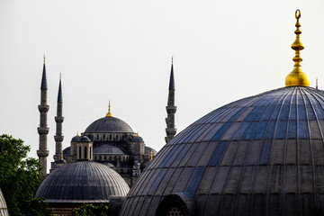Fototapeta na wymiar Sultan ahmet mosque and minarets with dome
