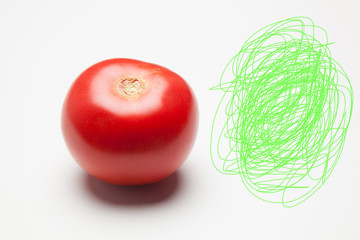 Tomate, rojo, sano con gotas de agua sobre fondo blanco