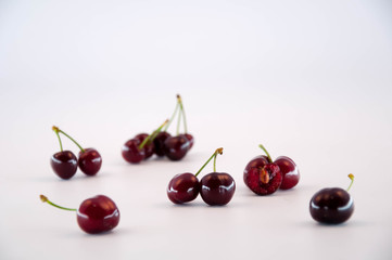 Obraz na płótnie Canvas Bunch of fresh cherries
