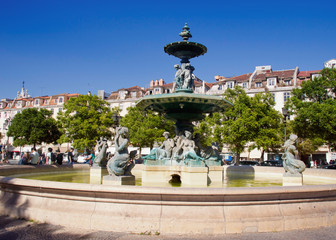 Fototapeta na wymiar Central square in Lisbon. Portugal in the summer. 