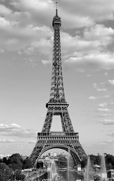Eiffel Tower in Paris with black and white effect