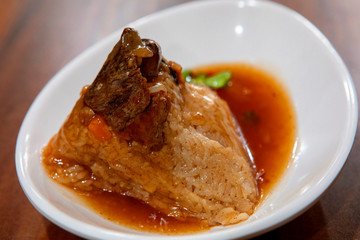 Traditional food that the Dragon Boat Festival will definitely eat, handmade meat,