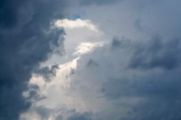 Fototapeta na wymiar The sky before the rain (may, storm)