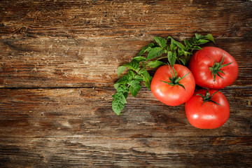 Aerial photo of fresh tomatoes 