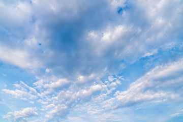Obraz premium Blue sky with light cloud