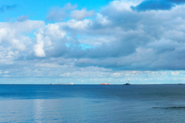 Obraz premium The calm sea. Turquoise seascape. Sea smoothness.