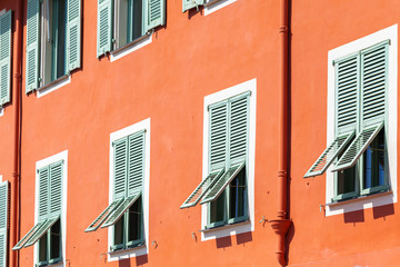 Facade of a house in the old town of Nice