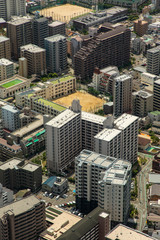 阿部野ハルカスの展望台から見たブロックのようなビル