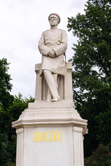 Obraz premium Helmuth von Moltke the Elder statue in front of the Berlin Victory Column in the Tiergarten, Berlin, Germany, sculptor Joseph Uphues from 1905
