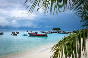 Fototapeta na wymiar Tropical beach in Koh Lipe, Thailand