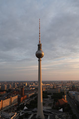 Fototapeta na wymiar Berlin tv tower, famous landmark