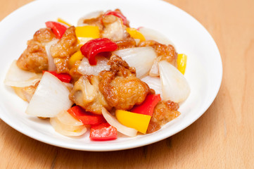 鶏肉とパプリカの甘酢炒め