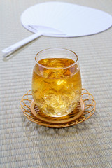 冷たい麦茶