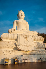 White Buddha, Pai