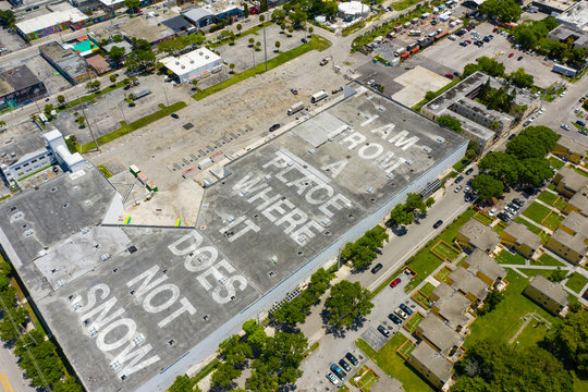 I am from a place where it does not snow rooftop art at Wynwood Miami