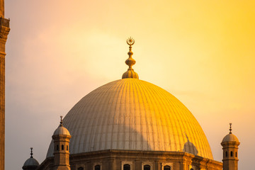 Obraz premium The Mosque of Muhammad Ali in Cairo Egypt at sunset
