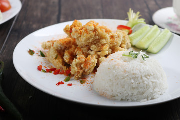 Crispy fried chicken with shihlin sauce served with rice