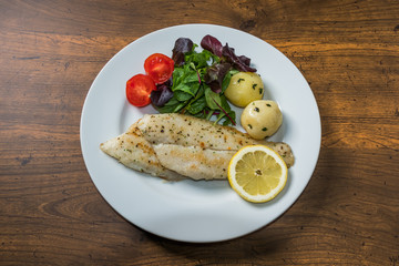 舌びらめのムニエル　French cuisine Tonguefish  Muniel