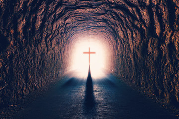 Ciencia y religión cristiana.Cruz de Jesucristo y concepto de resurrección.Tunel hacia la muerte y salvación - obrazy, fototapety, plakaty