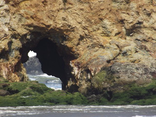 Hole in the Rocks