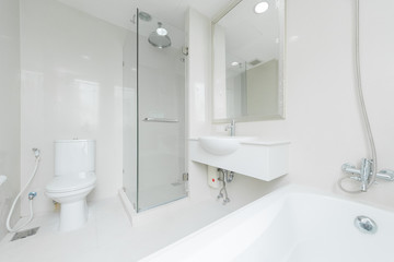 Naklejka na ściany i meble Modern bathroom in luxury house 