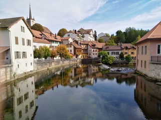 Fototapeta na wymiar Village paradique Suisse