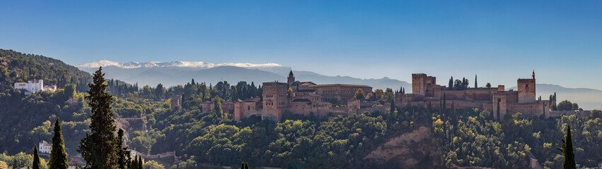 Fototapeta na wymiar alhambra