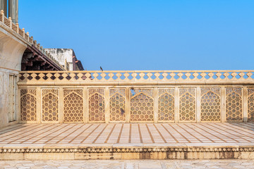Obraz premium View at the buildings in Agra Fort, India.