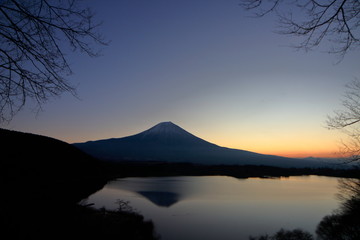 Mt.Fuji Lake Tanukiko of the morning