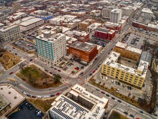 Aerial View of Downtown Springfield, Missouri on a Cloudy Winter Day - obrazy, fototapety, plakaty