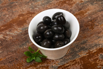 Black olives in the bowl