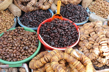 Fototapeta premium Dried olives and dried figs in the Moroccan market.
