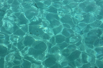 blue water in swimming pool