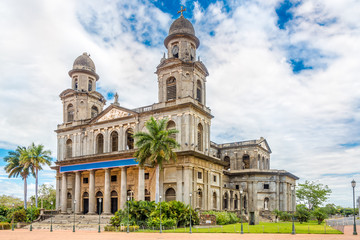 Fototapeta na wymiar View at the Old Santiago Cathedral of Managua in Nicaragua