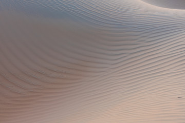 Nahaufnahmen von Strukturen einer Sandwüste