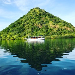 Остров, тур на лодке Island boat tour