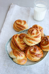 Fluffy rolls from yeast dough