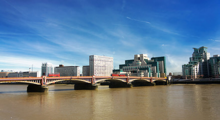 Fototapeta na wymiar London, View of Vauxhall Bridge