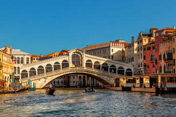 Fototapeta na wymiar The Rialto Bridge (Ponte di Rialto), the oldest of the four bridges spanning the Grand Canal in Venice, Italy.