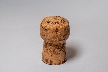 Wein Korken in unterschiedlicher Größe