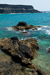 Costa desde la playa de Los Molinos. Pueblo Tefía. Isla Fuerteventura. Pronvincia Las Palmas. Islas Canarias. España