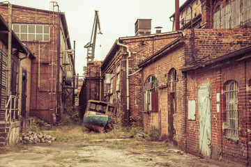 alley in the shipyard