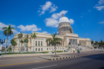 Fototapeta na wymiar Capitolio en La Habana Cuba