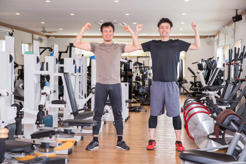 スポーツジムと男性