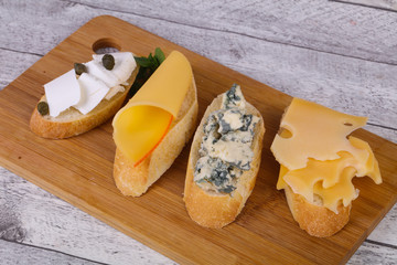 Bruschetta with various cheeses