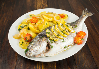 Pescado al horno con patatas