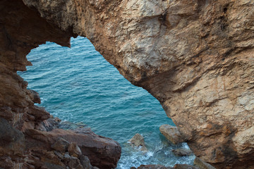 Obraz premium rock in the sea