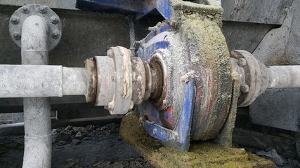 Support bearing housing unit , Preventine maintenance automatic refill grease on the machine