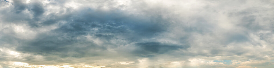 Fototapeta na wymiar Panorama sky with cloud on a cloudy day. Panoramic image.